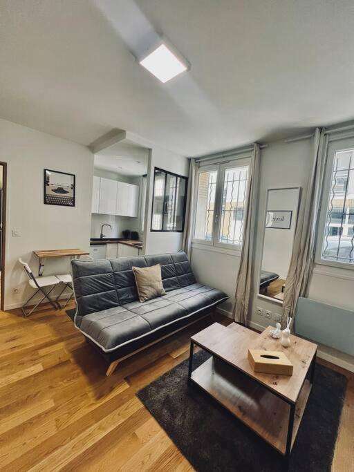 Tres Beau Studio Refait A Neuf 2 Apartman Saint-Ouen  Kültér fotó